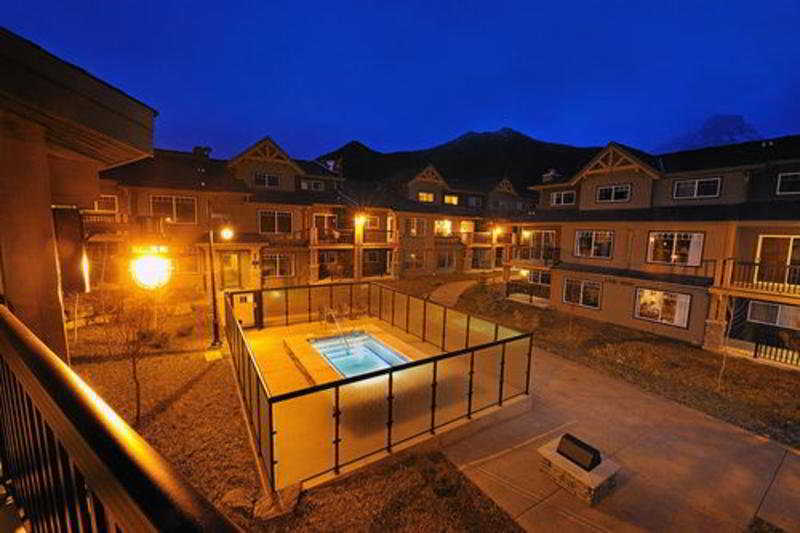 Copperstone Resort By Clique Canmore Ngoại thất bức ảnh